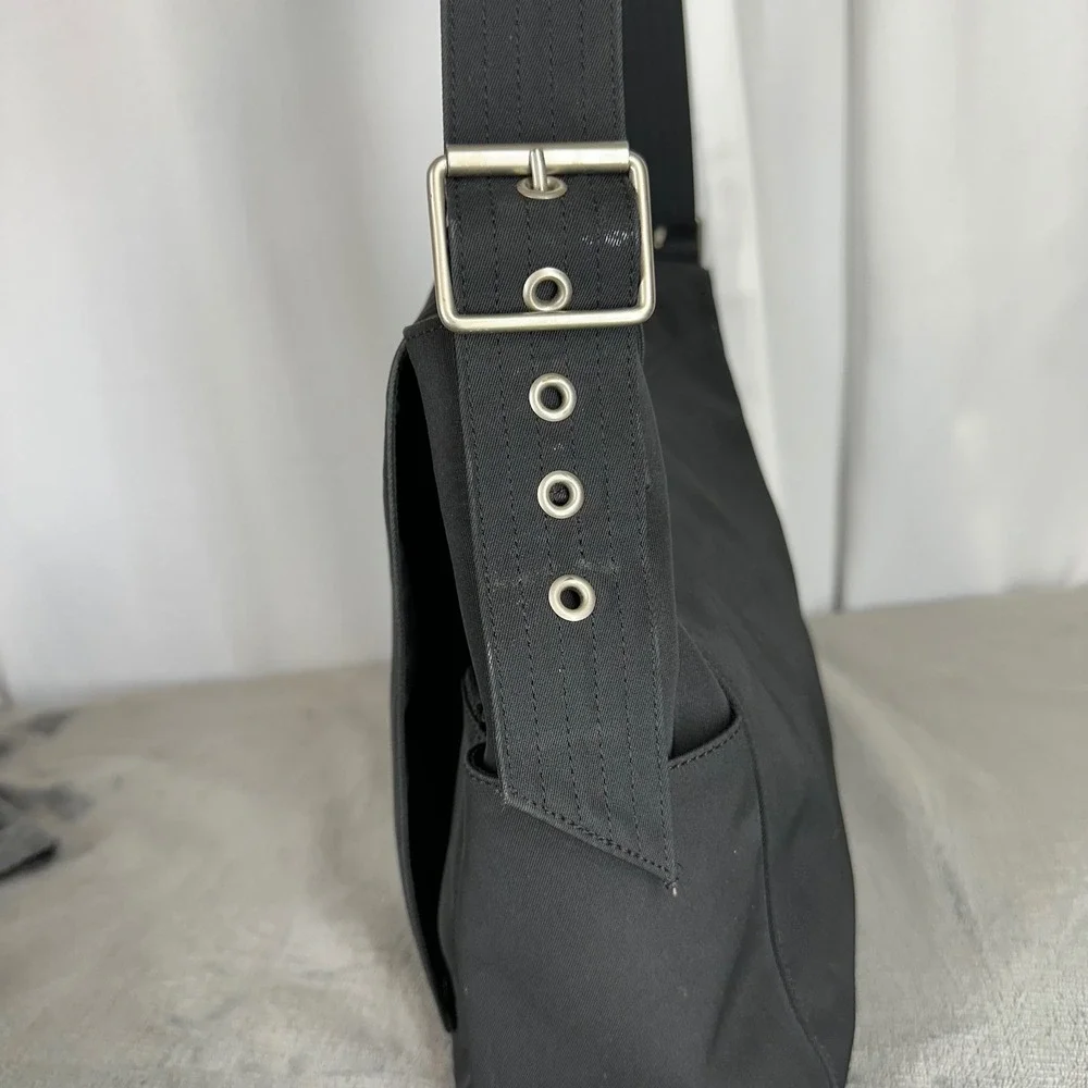 GAP Black Messenger Shoulder Bag Adjustable Strap Flap Nylon Lined